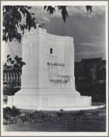 “Flint Memorial Fountain, Los Angeles, Cal. U.S. Senator Frank P. Flint.” 1940